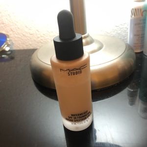 Mac foundation